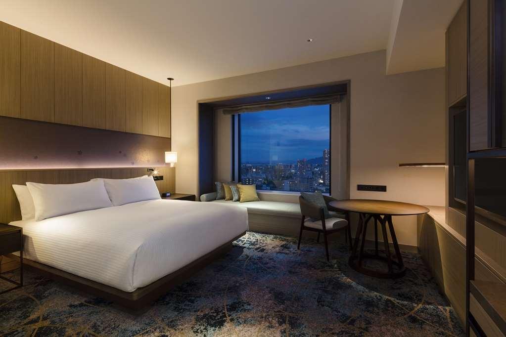 Hilton Hiroshima Hotel Стая снимка